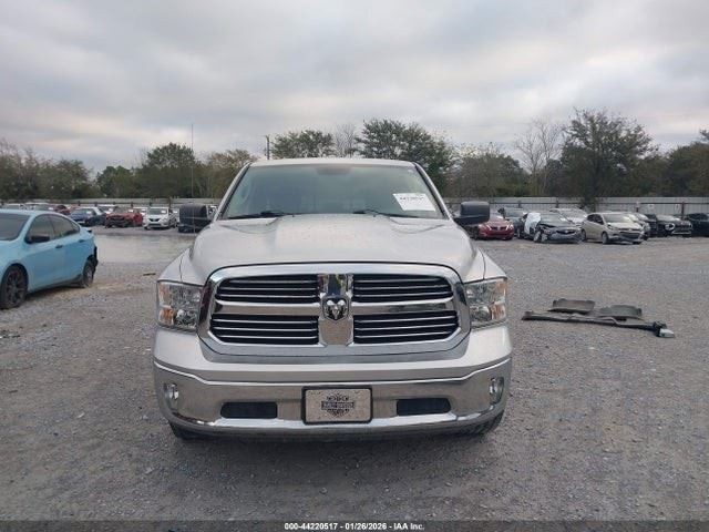 RAM1500 2014 Air Shutter 1176741