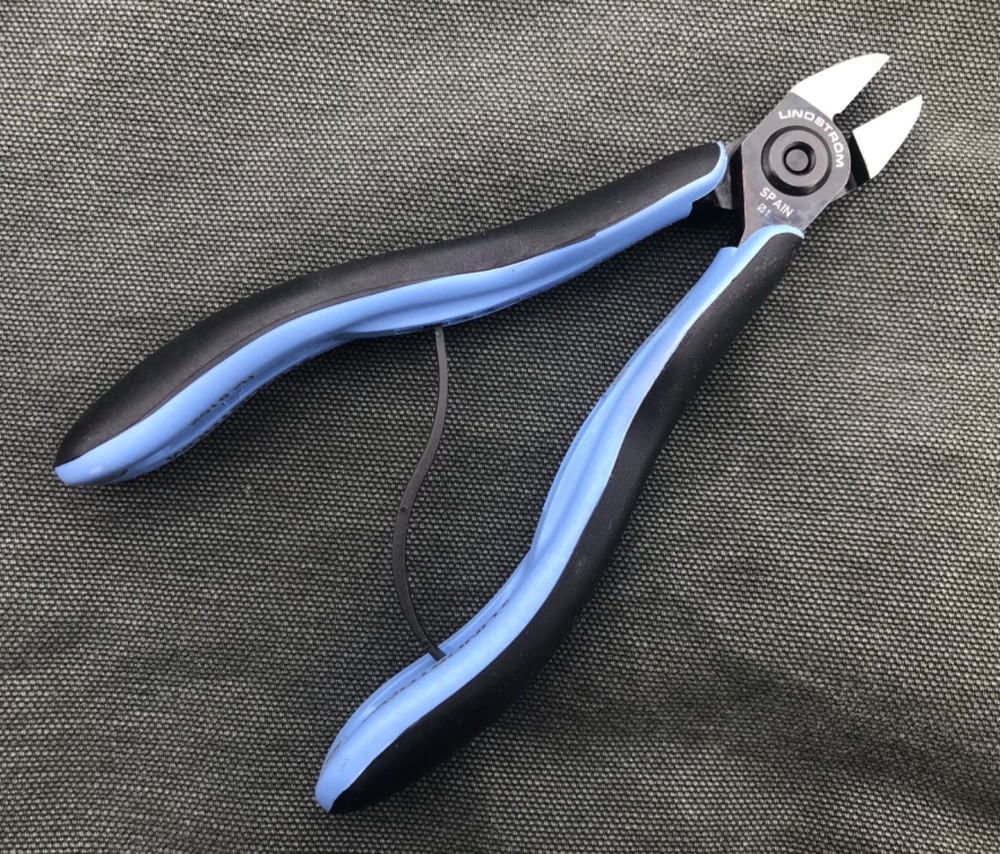 RX8162 Lindstrom diagonal side wire cutter, cuts