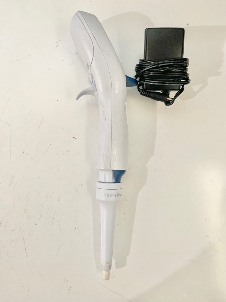 (1) Preowned – Lambent Excel Electronic Pipette – 100–120 µL w/ LCD