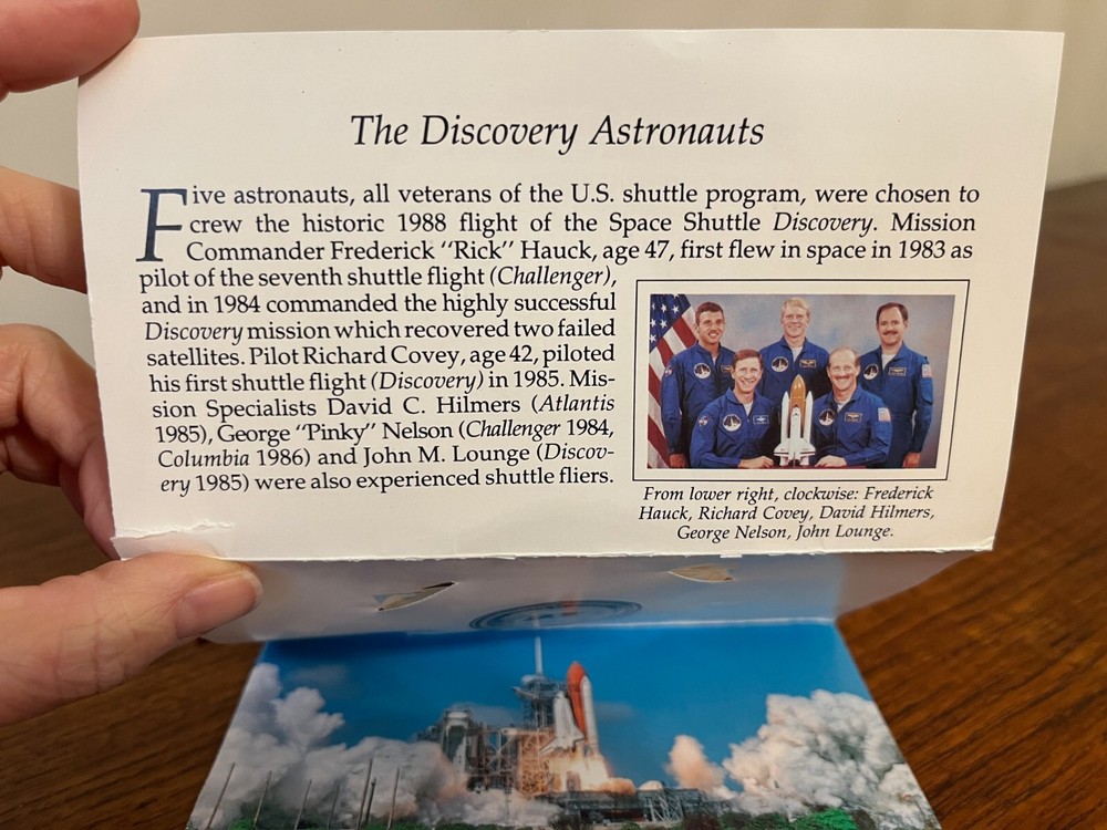 Space Shuttle Discovery $5 Commemorative Coin-- Marshall Islands --1988