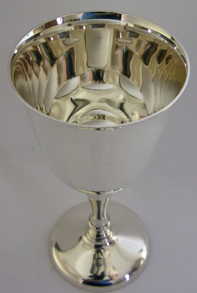 STERLING SILVER WINE GOBLET CHALICE CUP 1971 BARWARE 128g