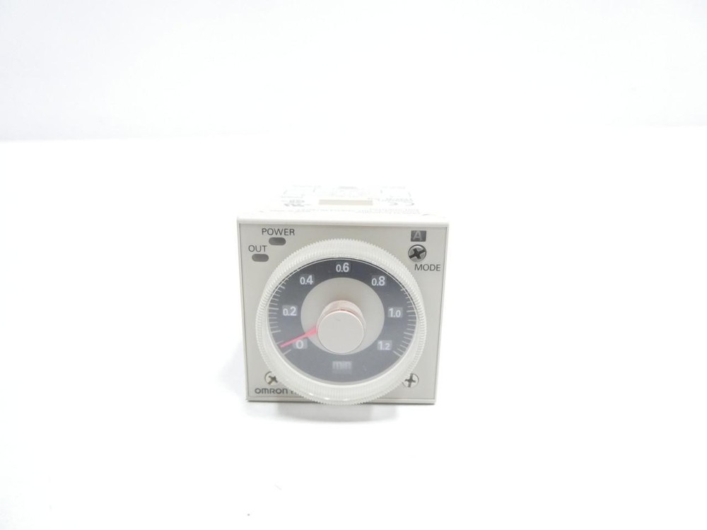 Omron H3CR-A8 Timer 100-240v-ac