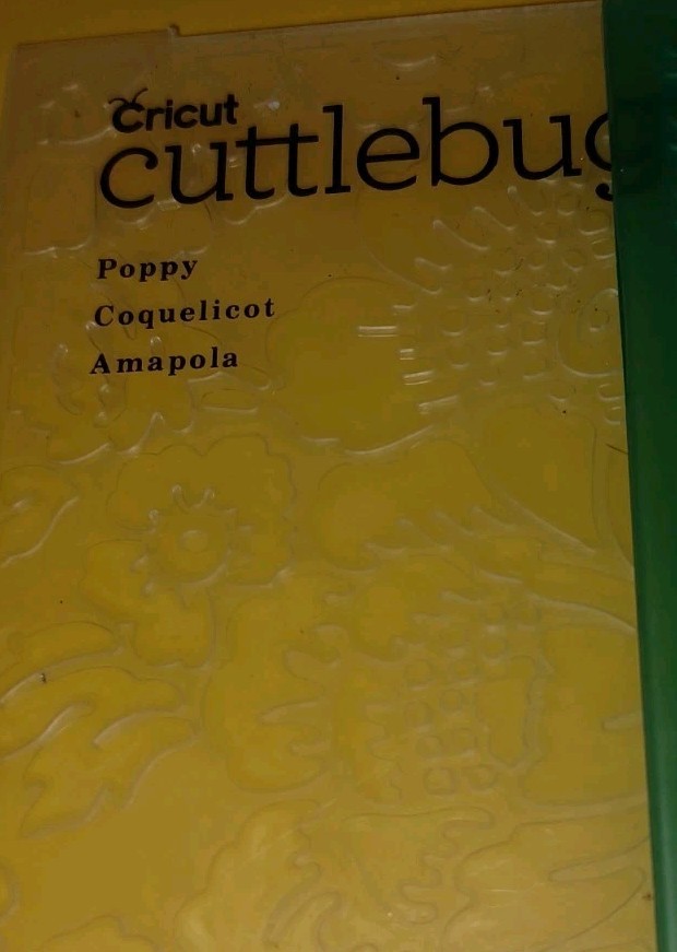 Anna Griffin POPPY Embossing Folder & Border for Cricut Cuttlebug - 5” x 7”
