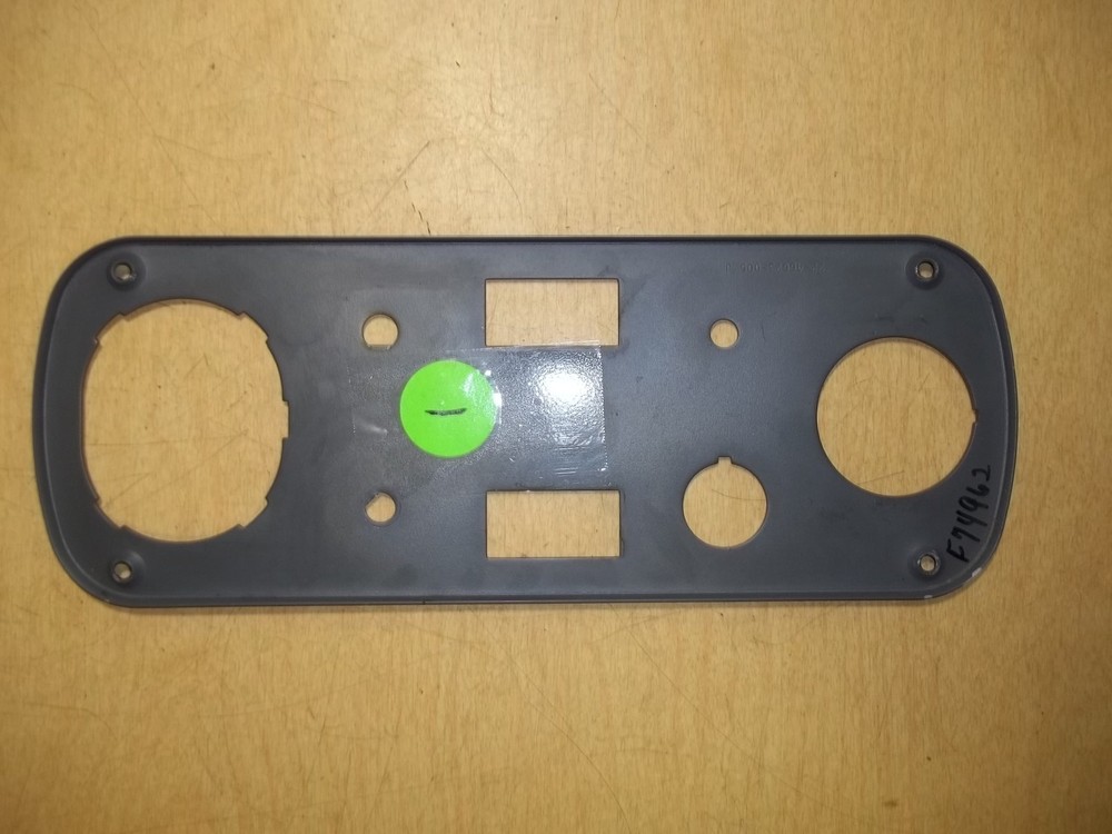 Freightliner Sleeper Panel Switch Bezel 22-46623-005 *FREE SHIPPING*
