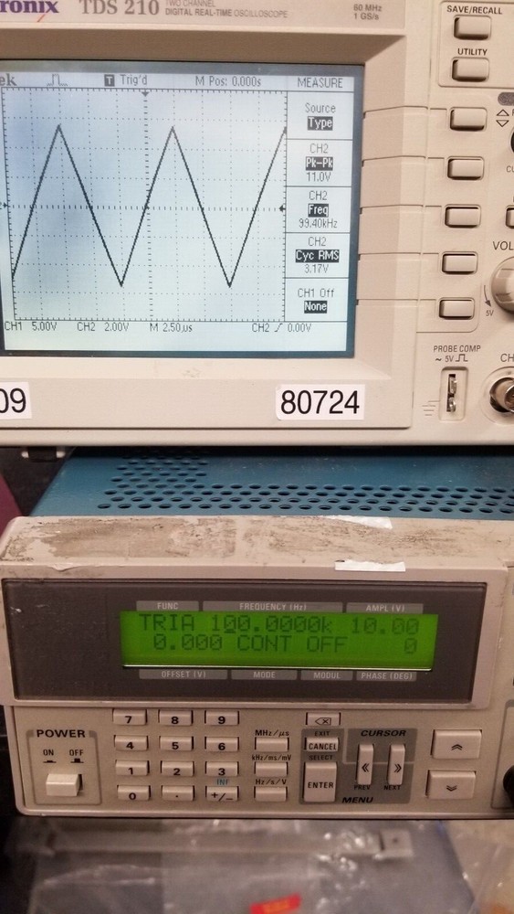 Tektronix AFG310 16MHz Arbitrary Function Generator WORKS GREAT Programmable