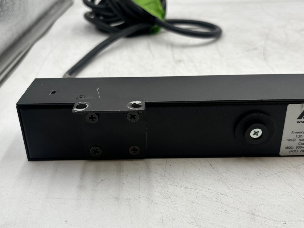 APC AP9567 Basic Rack-Mount PDU Power Distribution Strip