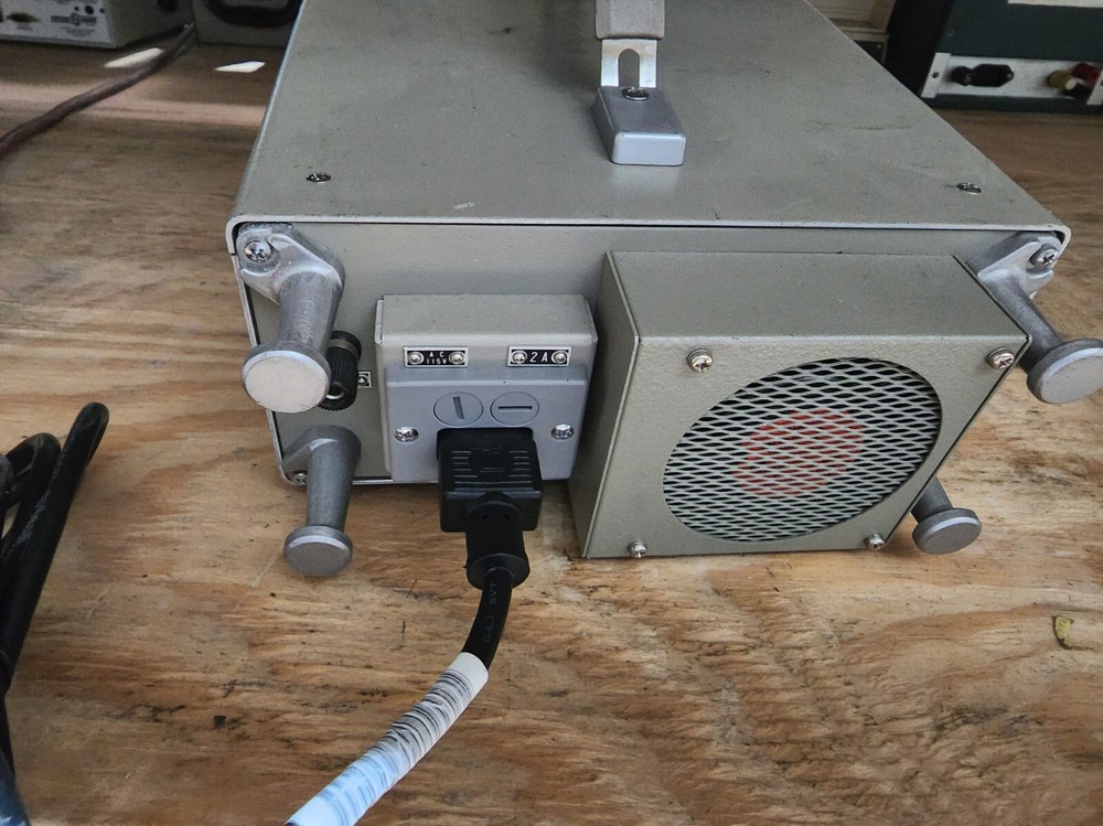 Anritsu MG921A Stabilized Light Source Good!