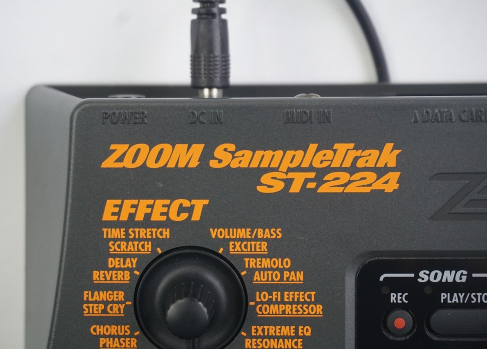 Zoom ST-224 SampleTrak Drum / Groove Machine & Sampler