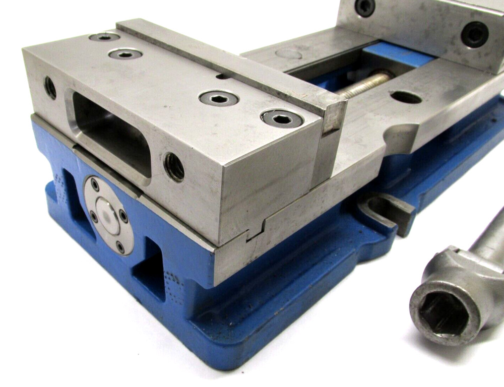 KURT ANGLOCK CROSSOVER 6" MILLING MACHINE VISE w/ JAWS & HANDLE - #DX6