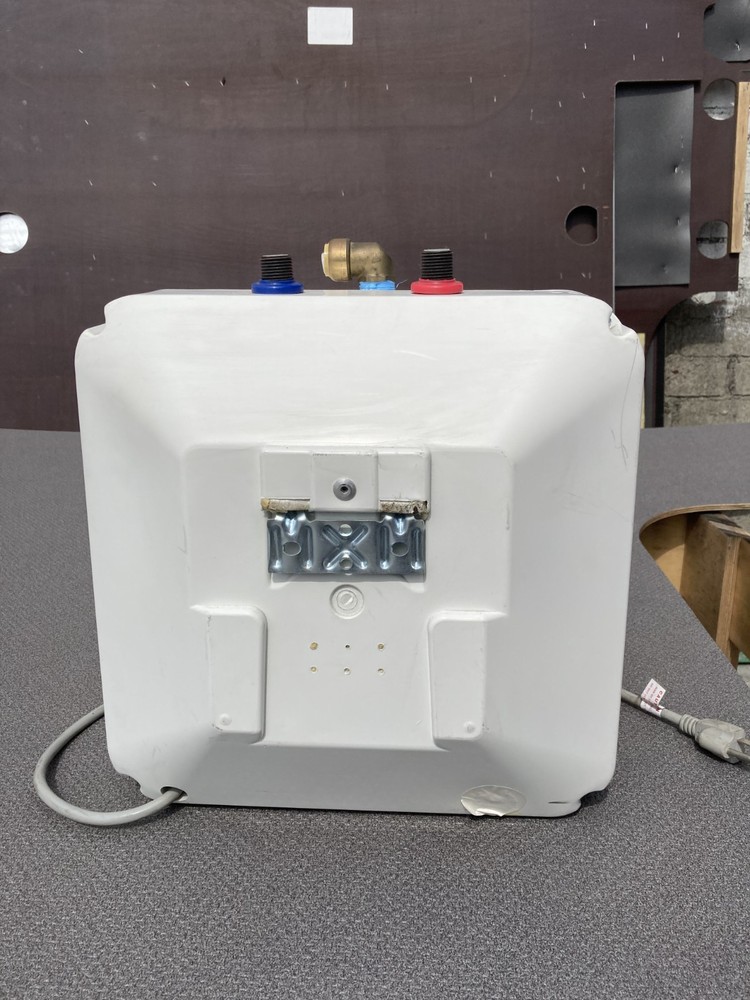 Bosch Tronic 3000T Mini-Tank Electric Water Heater - New Without Box