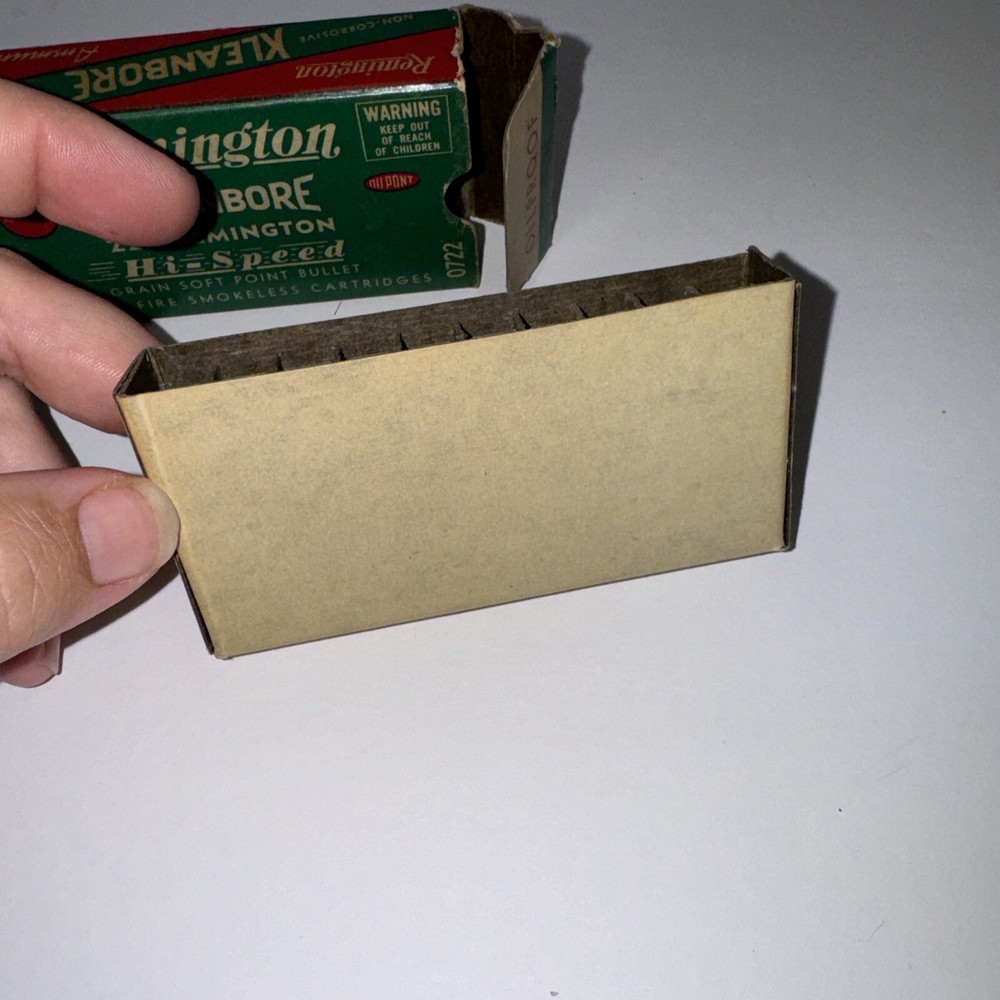 Empty Ammo box Remington Kleanbore 222 Remington