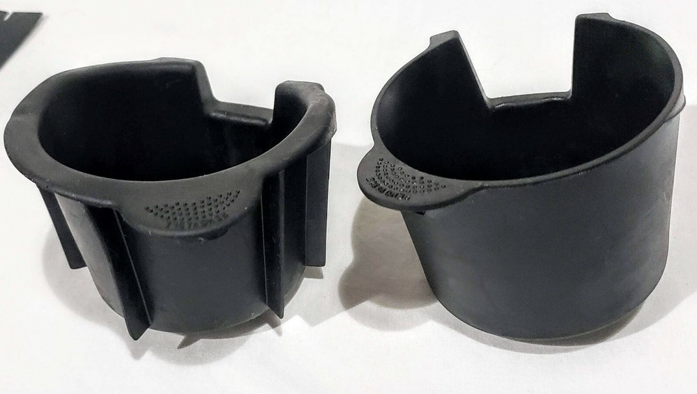 02-07 Ford Focus Console Cup Holder Insert Set of 2