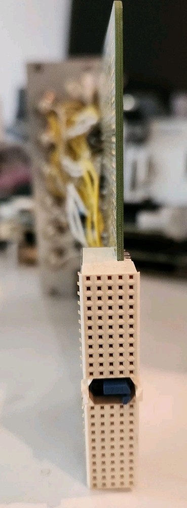 Pickering 40-225-002 optical module interface