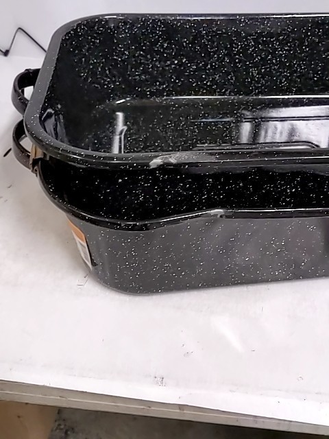 Large Covered Rectangular Roaster Braisers and Dutch Oven