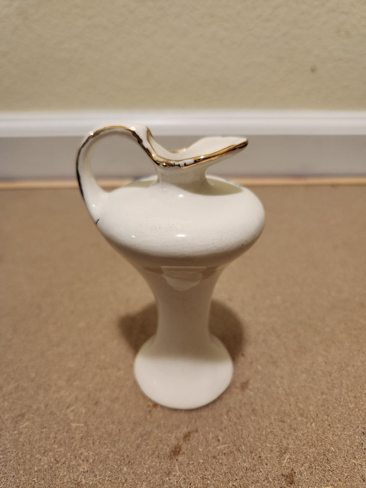 Ceramic Pansy Vase Vintage White