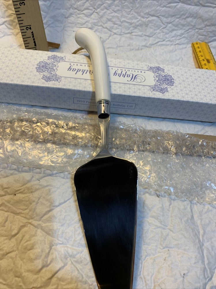 Happy Birthday Cake Spatula