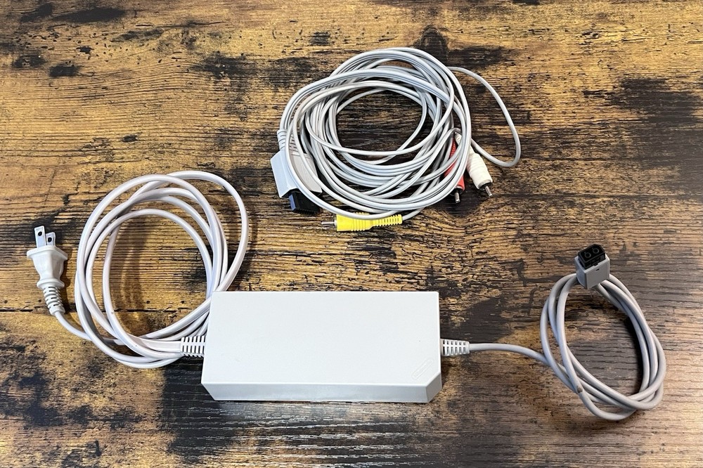 Nintendo Wii Console (White) Missing Nunchuck - Tested & Working USED Condition