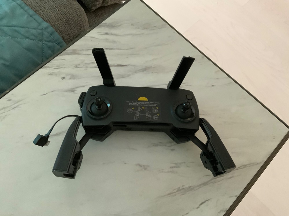 DJI Mini SE drone. Used once. Unbound