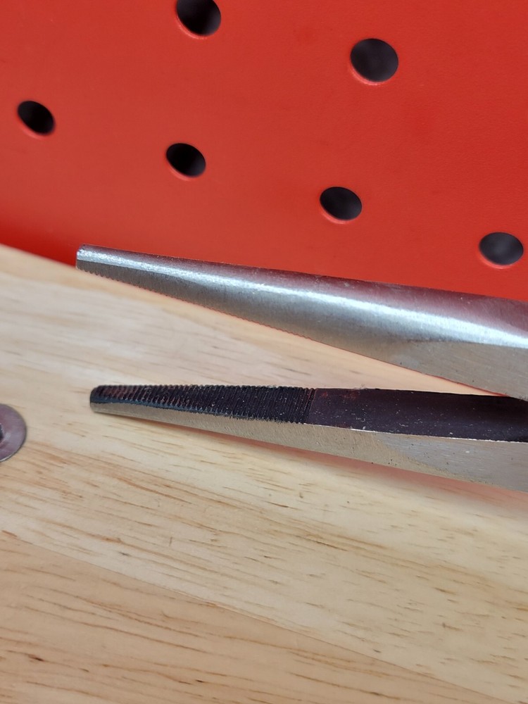 Mac Tools NICE P301731 11” Long Spring Loaded ORANGE Handle Needle Nose Pliers