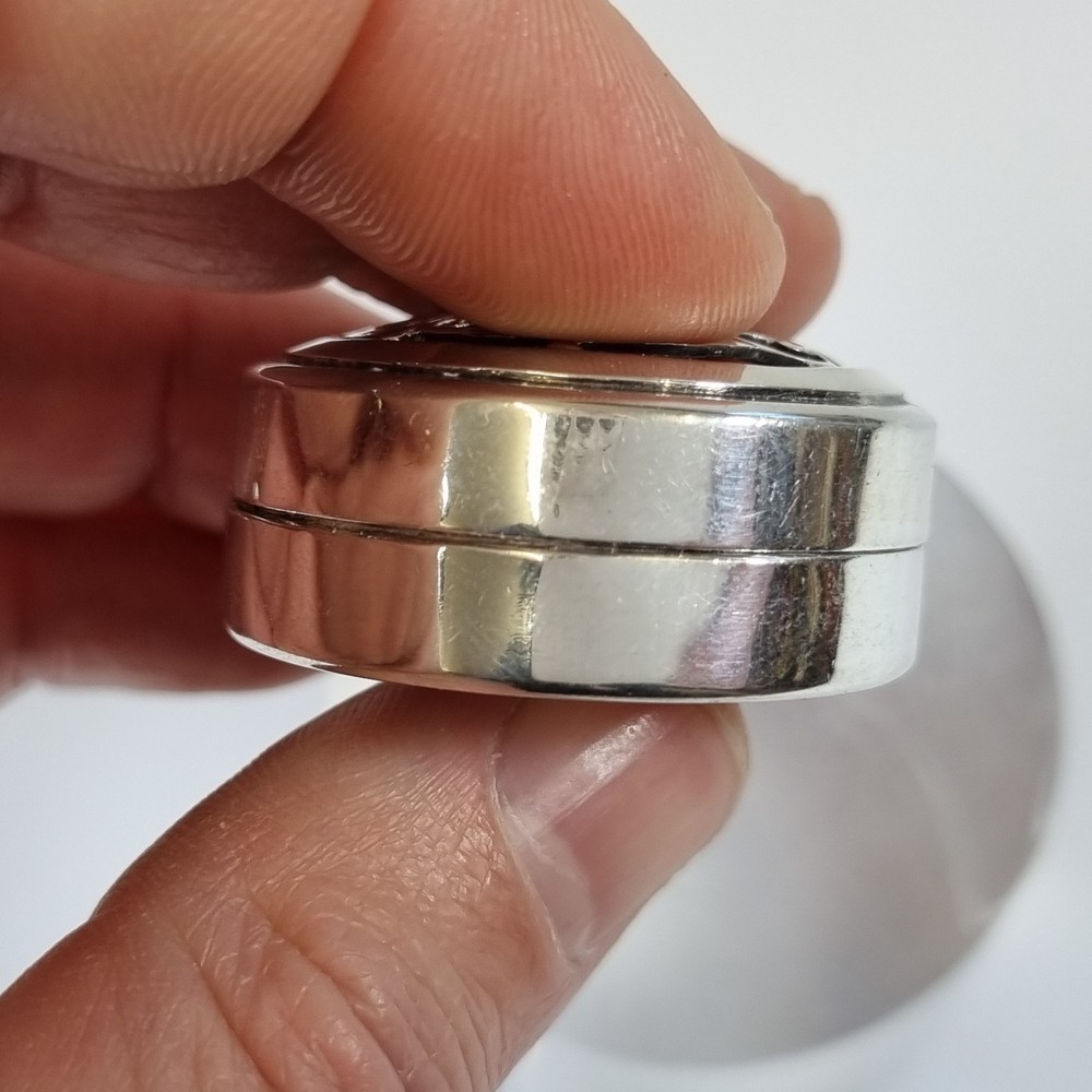 Egyptian Solid Silver Pill Trinket Box Decorated With Pharoah 3.4cm Diameter