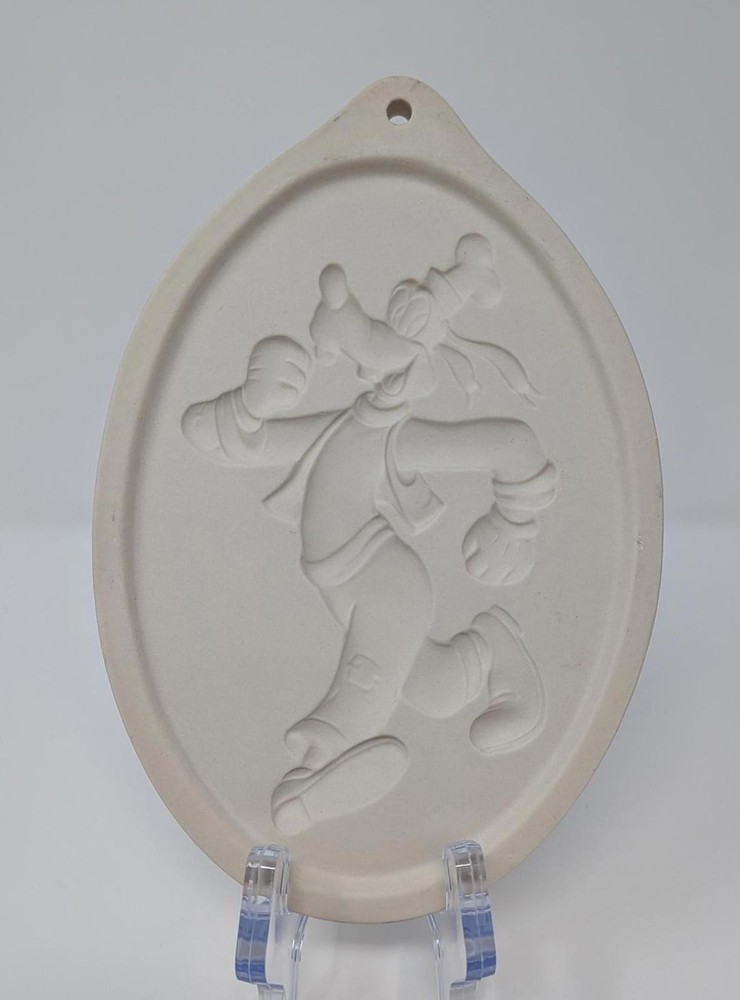 Disney Goofy Oval Cookie Mold
