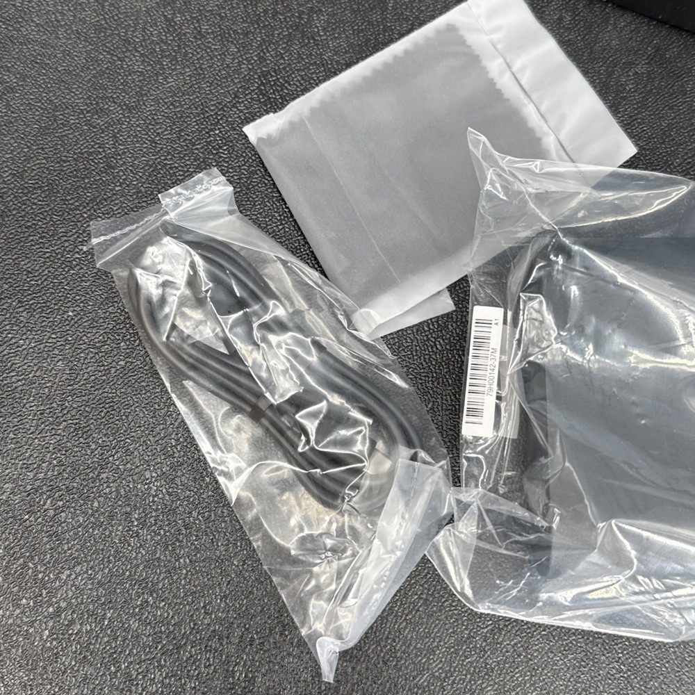 Vive Focus 3 - Chargers