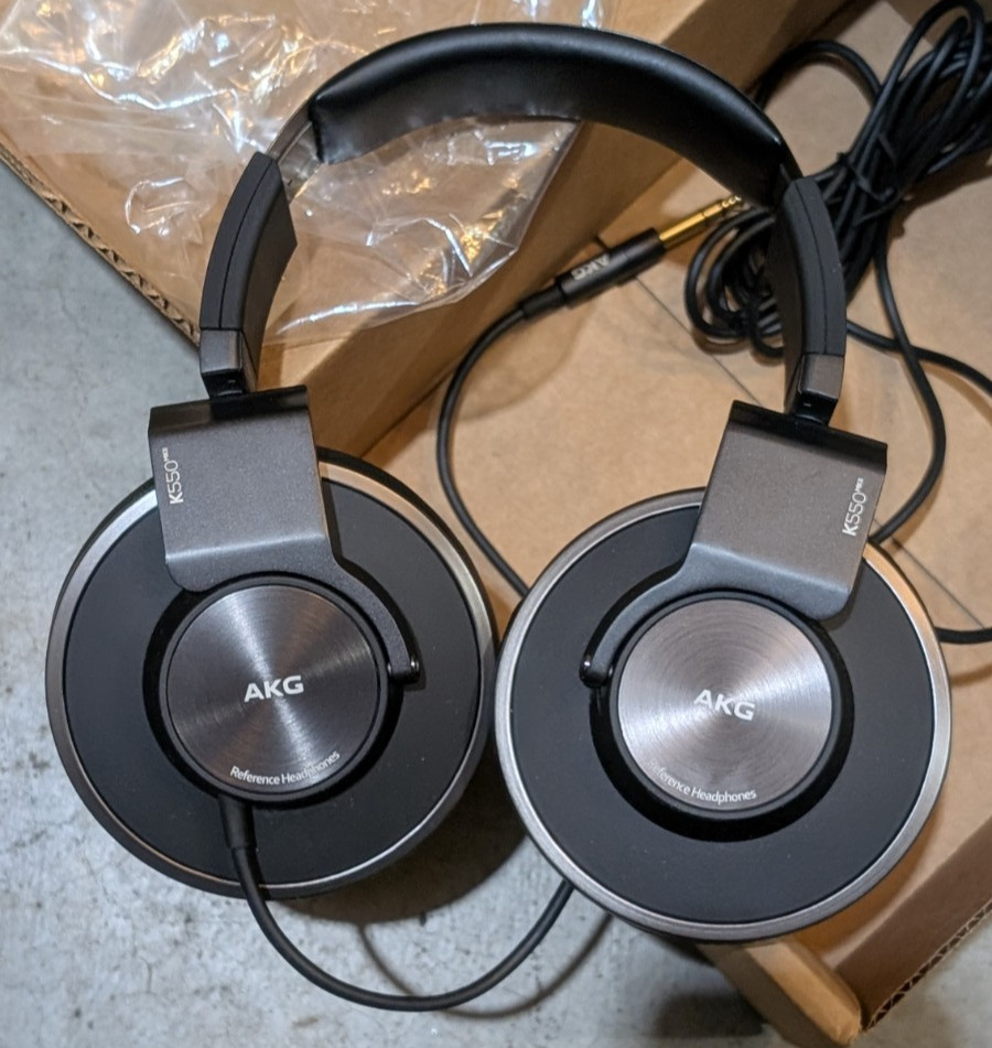 AKG reference Headphone K550 MKII