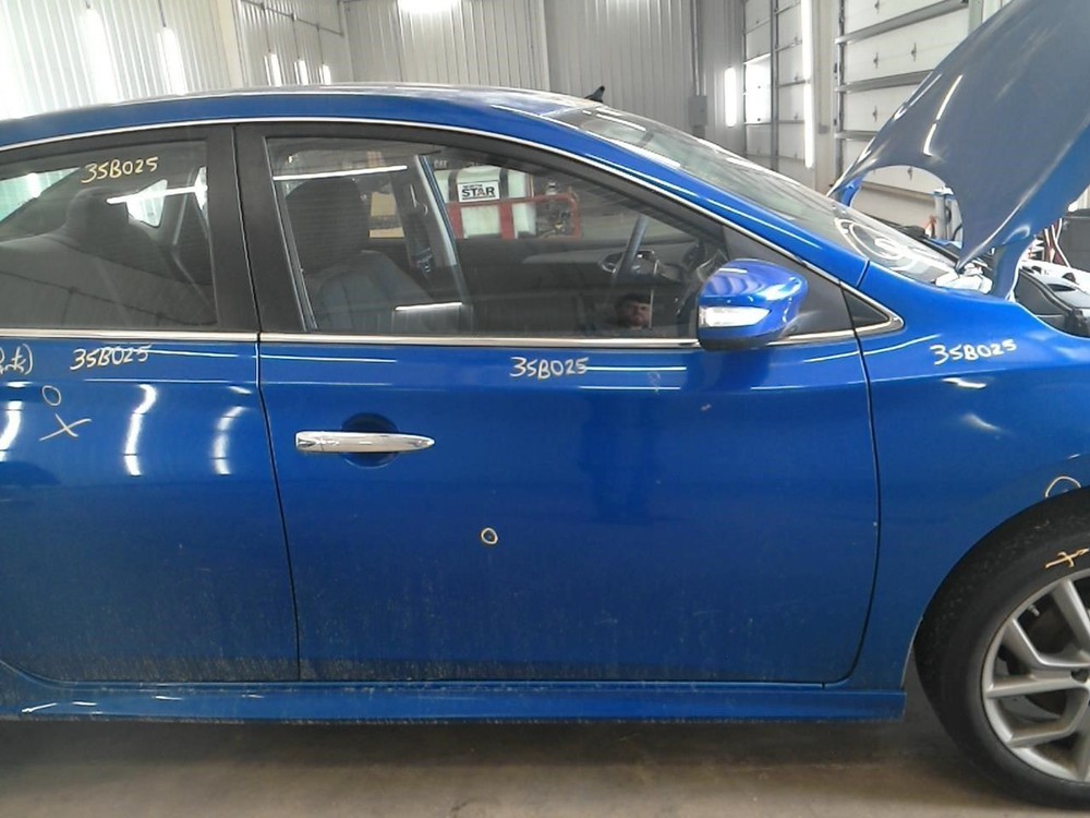 Passenger Right Front Spindle/Knuckle Fits 11-25 LEAF 104965190