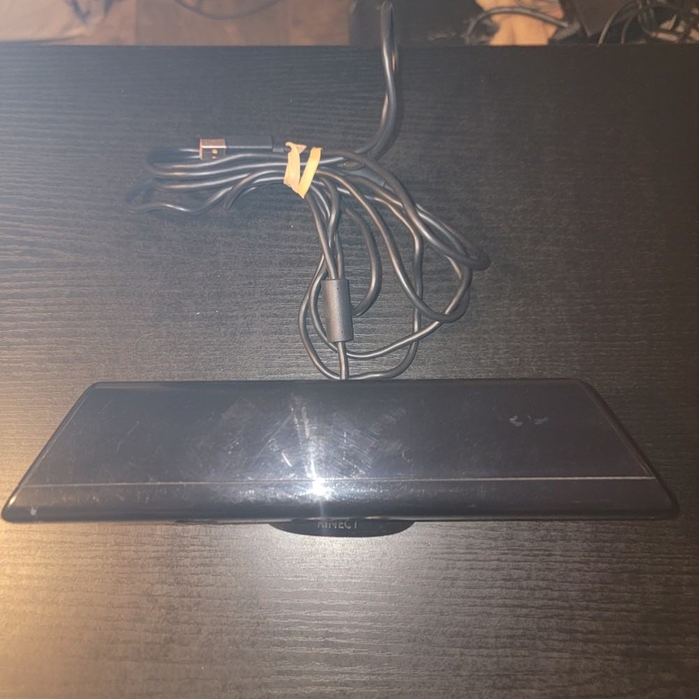 Microsoft Kinect Sensor for XBox 360 UNTESTED