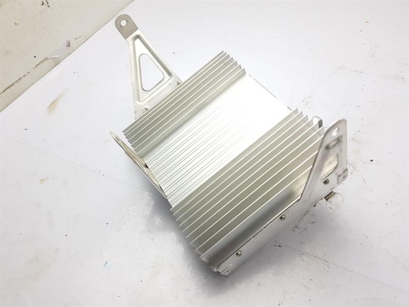 2020 TESLA MODEL 3 SPEAKER AMPLIFIER 107974800E