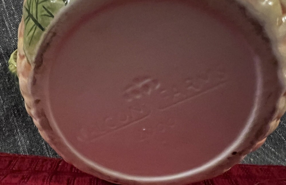 Falcon Farm Ceramic Pumpkin Serving Bowl. Year 2000