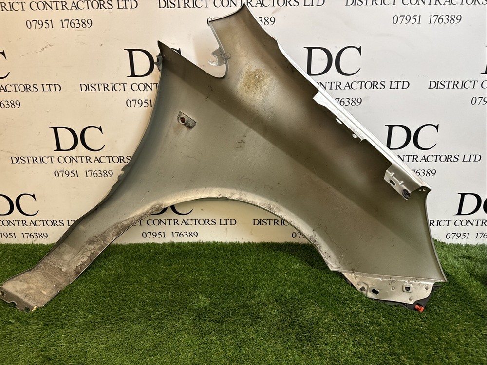 Vauxhall Corsa D Wing Passenger Near side Front Moon Dust Silver 2006-2014