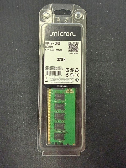 Micron 32 GB DDR5 5600 REG ECC Server Memory MTC20F2085S1RC56BD2