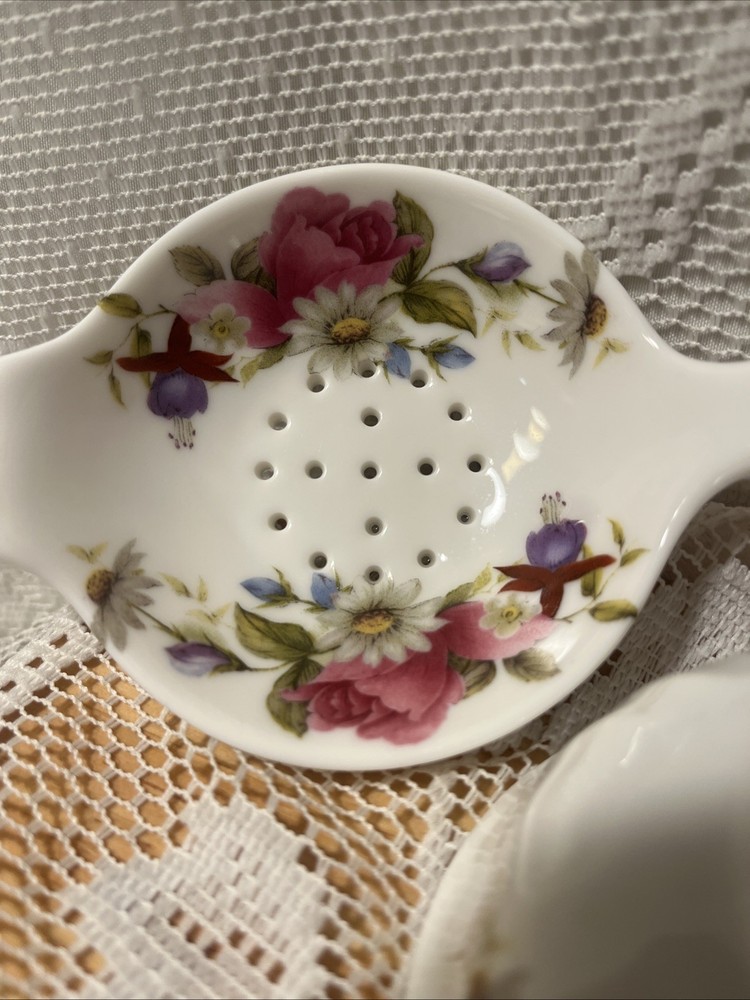 Vtg Allyn Nelson Fine Bone China Rose Pattern Tea Strainer & Drip Bowl Set