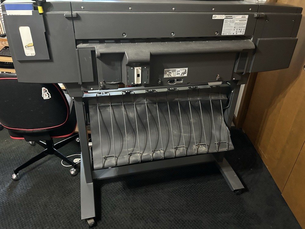 HP DesignJet 1050c Large Format Color Plotter