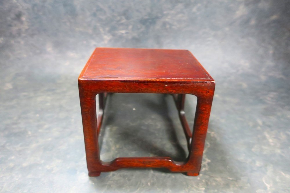 Bonsai stand
