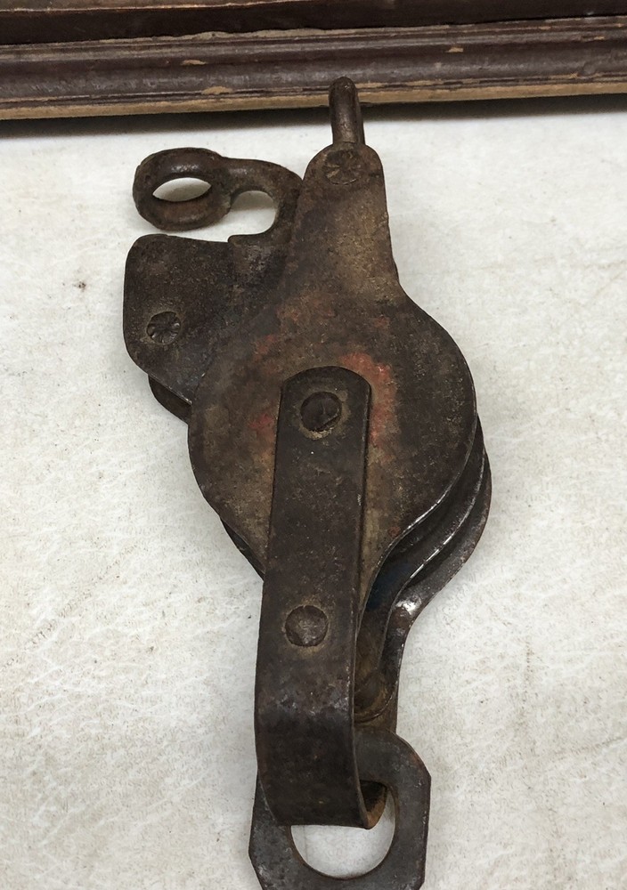 Antique Double Pulley - Rustic