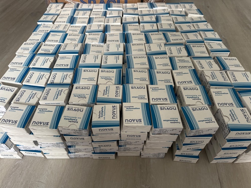 NOVUS Head Mounted Temperature Transmitter TxBlock-USB 4-20MA