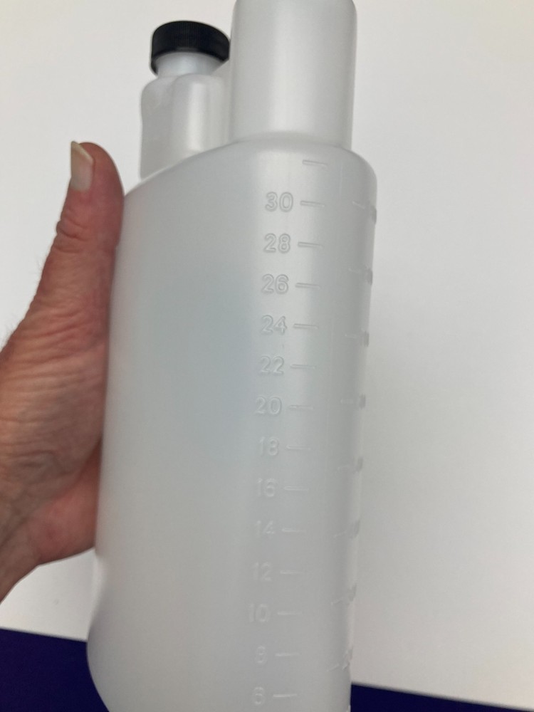 1000ml (33oz) Dual Neck Dosing Bottle
