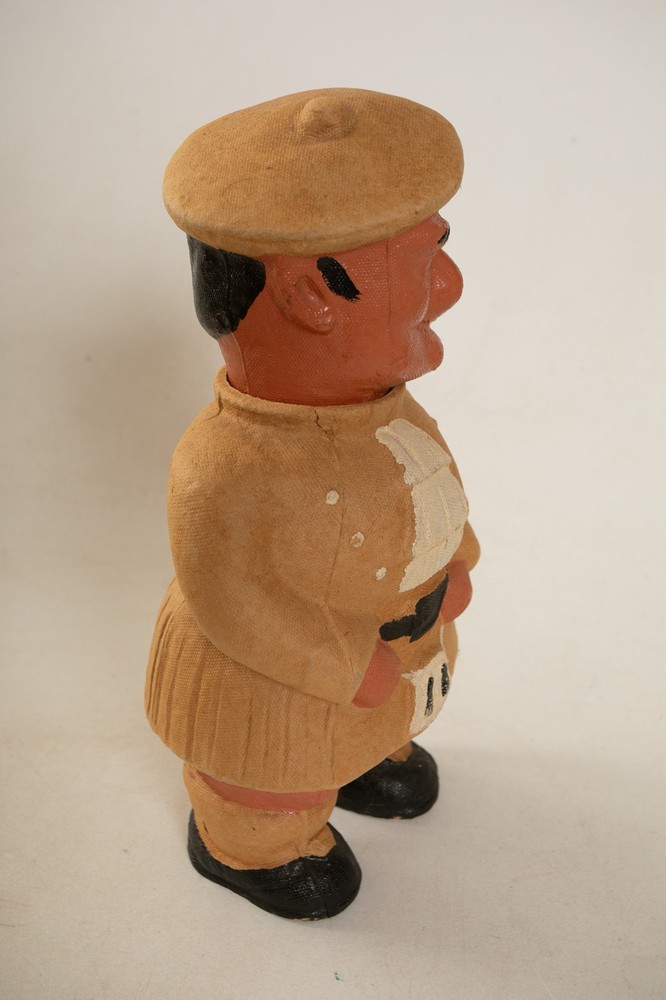 WWII British Home Front Highlander Chocolate Container Box (UX3/JSF6) Candy EUC