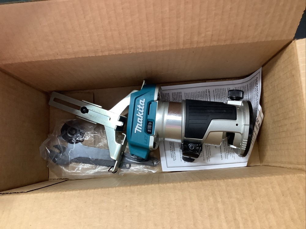 Makita Cordless Compact Router