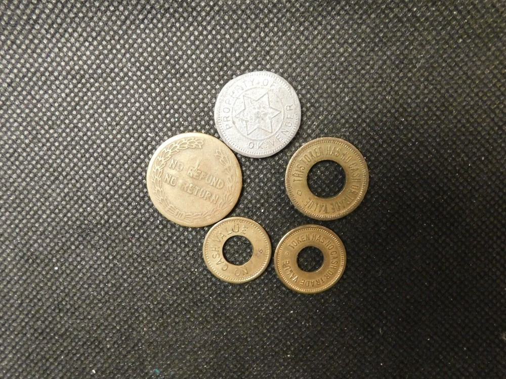 FIVE AMUSEMENT TOKENS! e1605CXX
