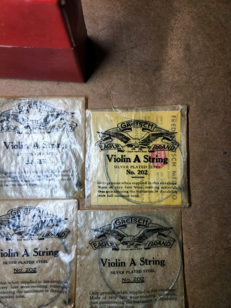Vintage Gretsch Eagle Brand Violin Strings – Gut No. 202 – 12 Unopened A Strings