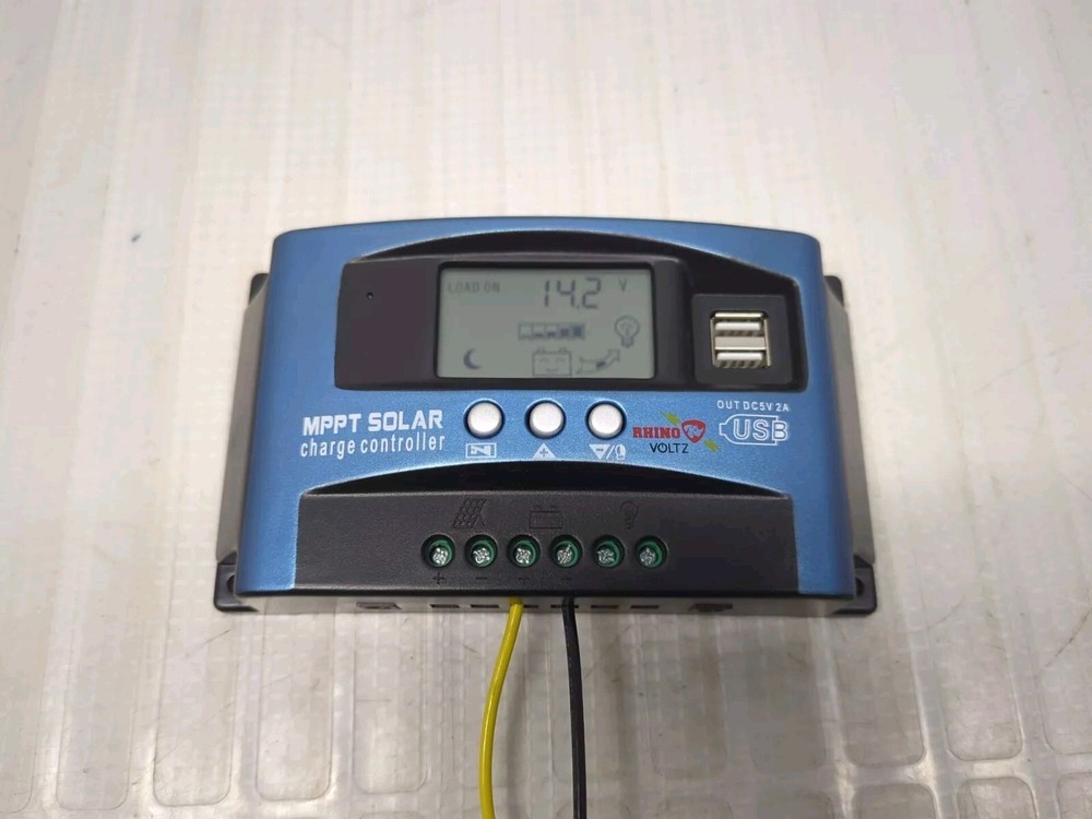 Solar MPPT CHARGE CONTROLLER 40A 12V/24V Panel Regulator Charger USB LCD*