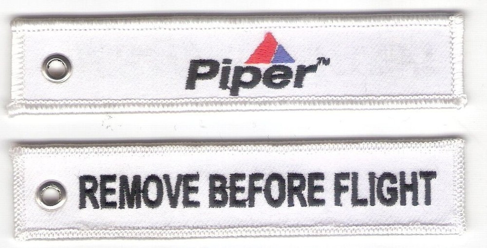 PIPER AIRCRAFT KEYCHAIN - KEY112