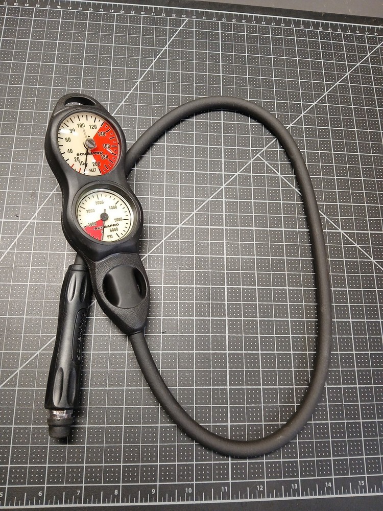 Scubapro 2 Gauge U-Line Console