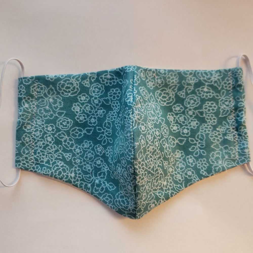 Handmade washable face mask with filter pocket