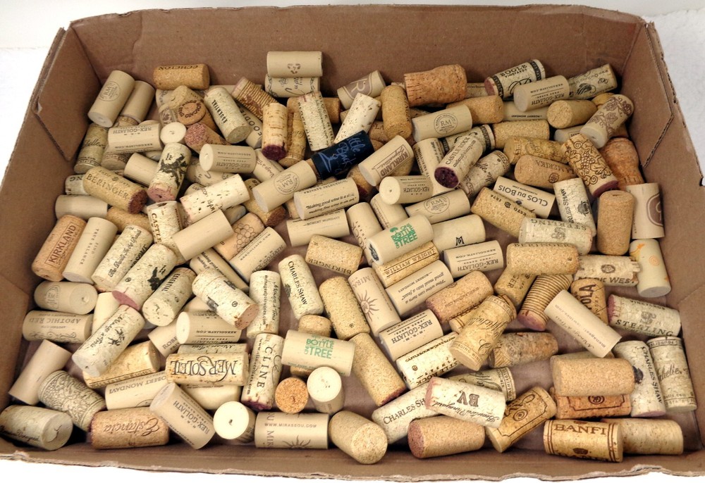 Corks:  Miscellaneous 164/Lot