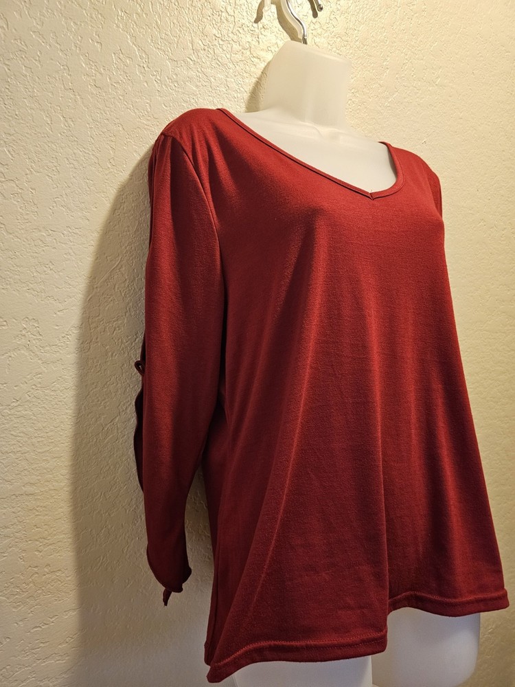 Loveu.dear Solid Red Pullover Blouse Top Size Large ¾ Bell Sleeves Open Top Ties