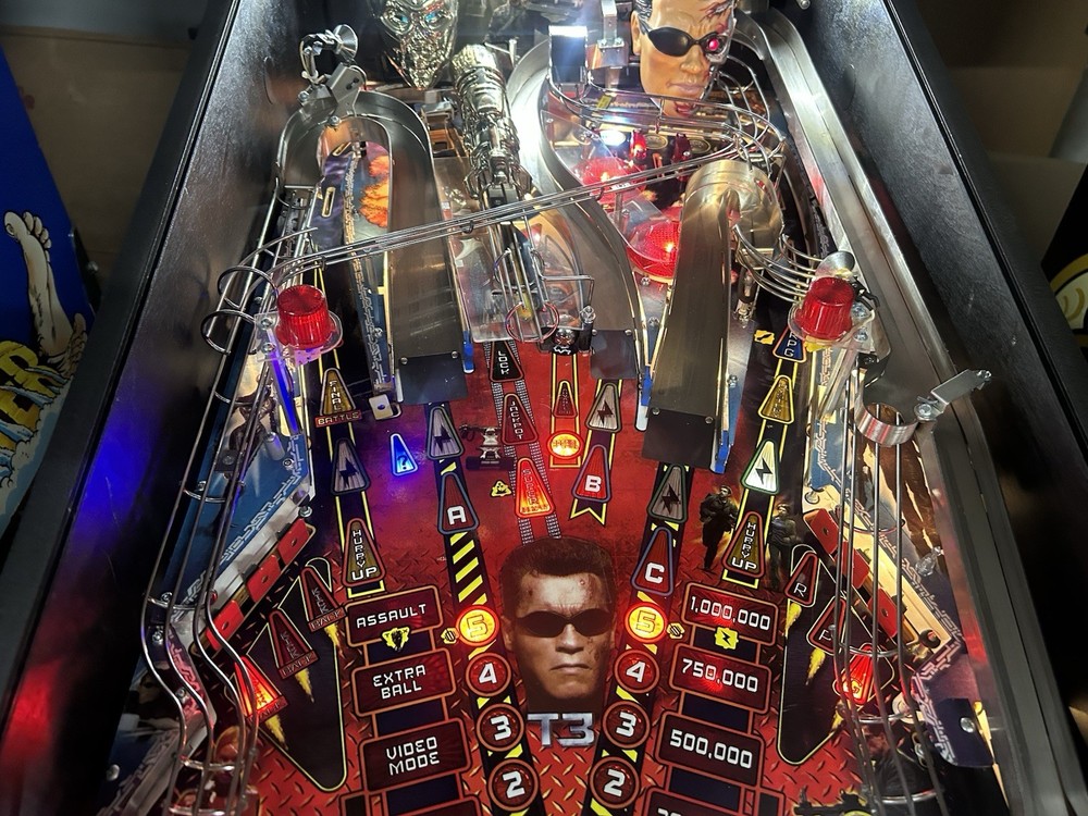 STERN TERMINATOR 3 PINBALL MACHINE ARNOLD!